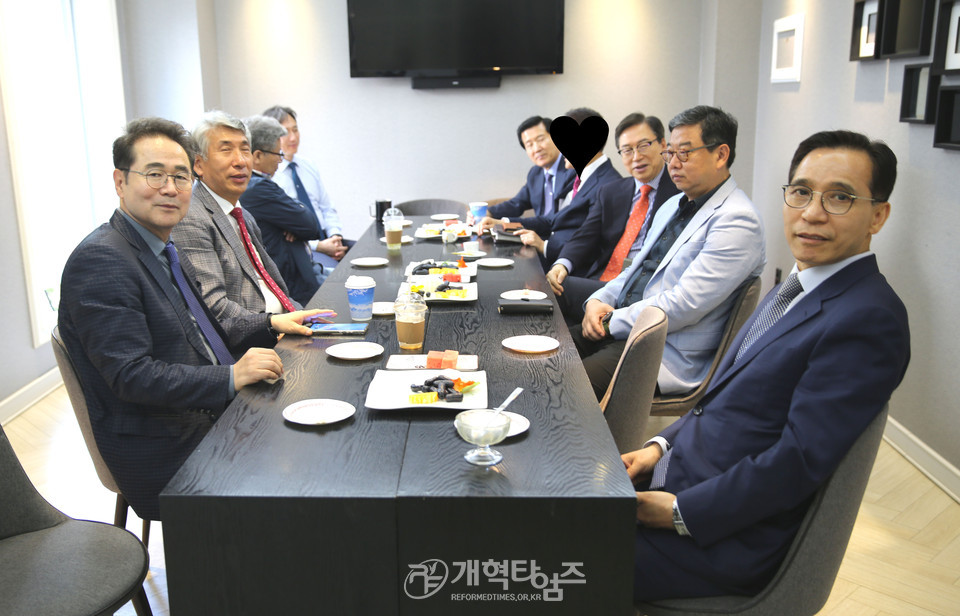 대륙선교회(前 서북선교회) 제32차 5월 정기모임 모습