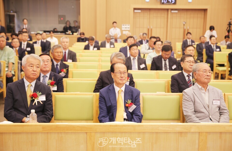 총회세계선교회 제28회 이사회 정기총회 모습