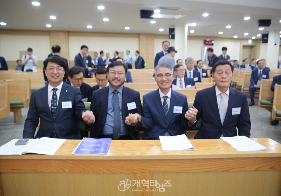 110회 총회 공천위원회 모습